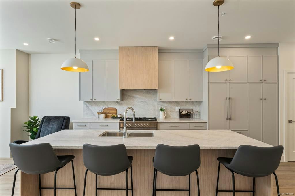 107-2770 Vantilburg Crescent - 4