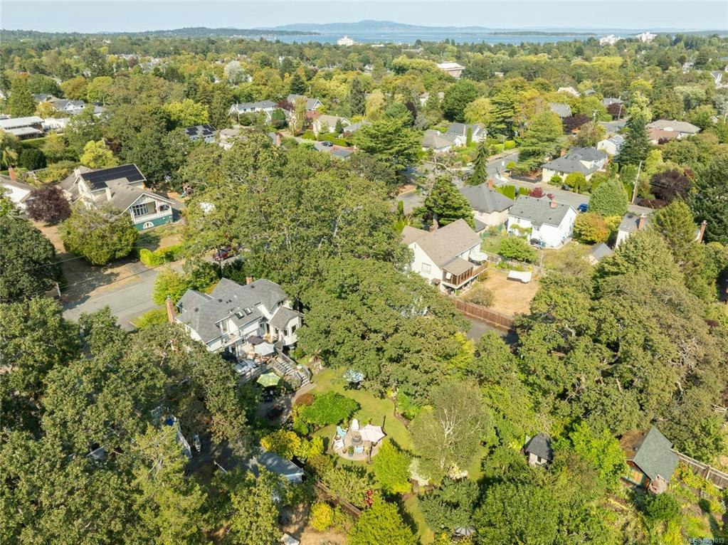 2125 Central Avenue, Oak Bay, BC, V8S 2R4 - 58
