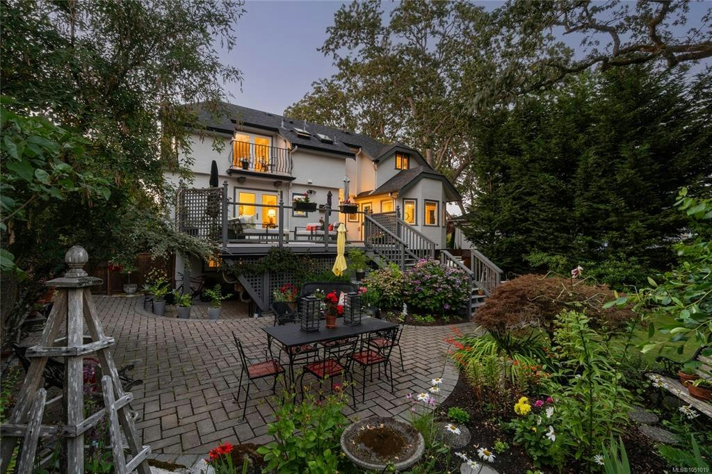 2125 Central Avenue, Oak Bay, BC, V8S 2R4 - 39
