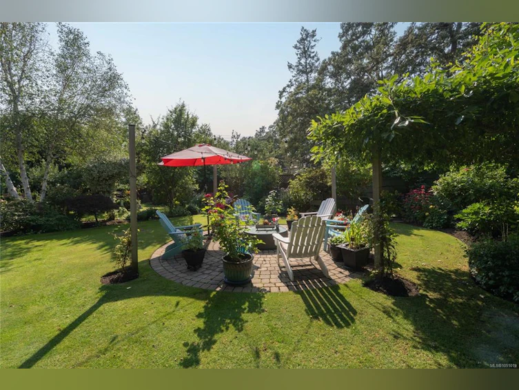 2125 Central Avenue, Oak Bay, BC, V8S 2R4 - 51