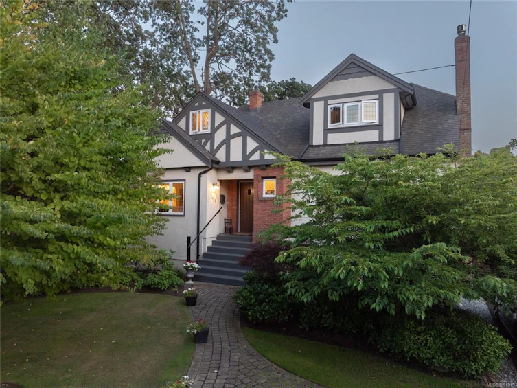 2125 Central Avenue, Oak Bay, BC, V8S 2R4 - 55