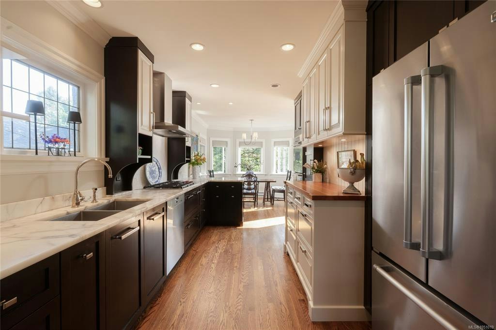 2125 Central Avenue, Oak Bay, BC, V8S 2R4 - 8