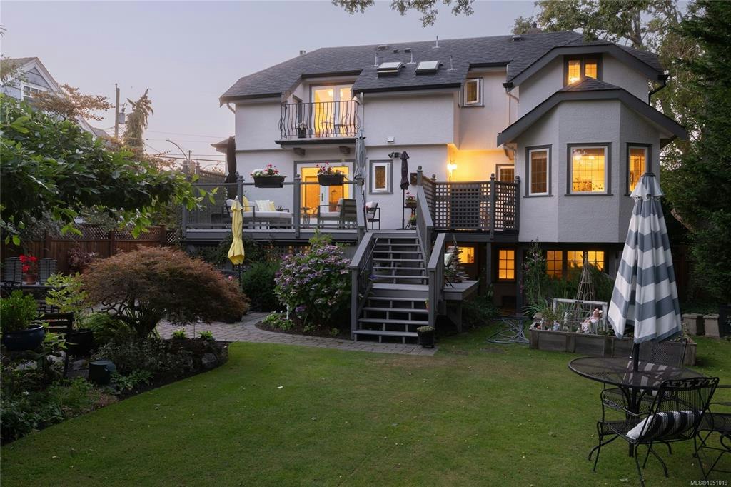 2125 Central Avenue, Oak Bay, BC, V8S 2R4 - 37