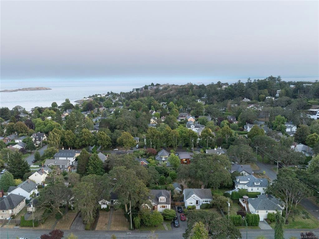 2125 Central Avenue, Oak Bay, BC, V8S 2R4 - 60