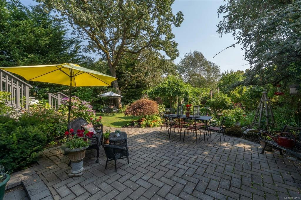 2125 Central Avenue, Oak Bay, BC, V8S 2R4 - 35