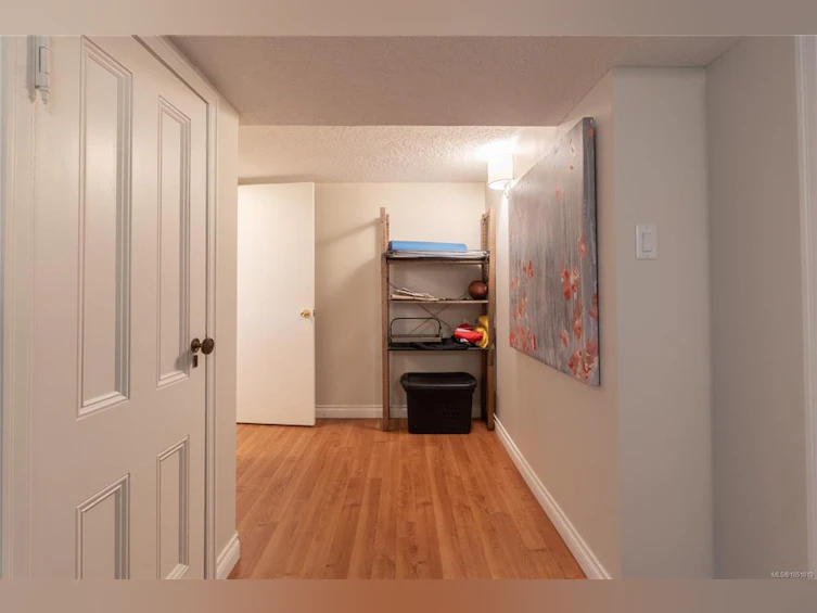 2125 Central Avenue, Oak Bay, BC, V8S 2R4 - 28