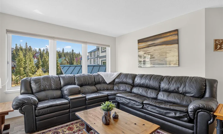 108-1320 Henry Road
