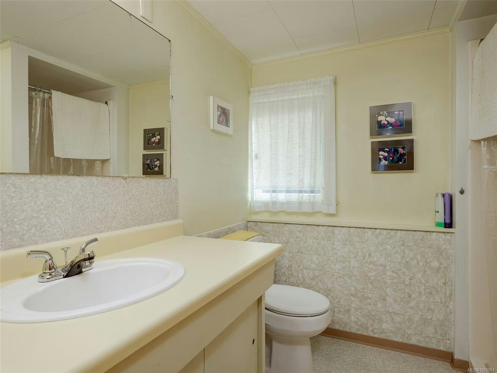 2568 Margate Avenue, Oak Bay, BC, V8S 3A4 - 14