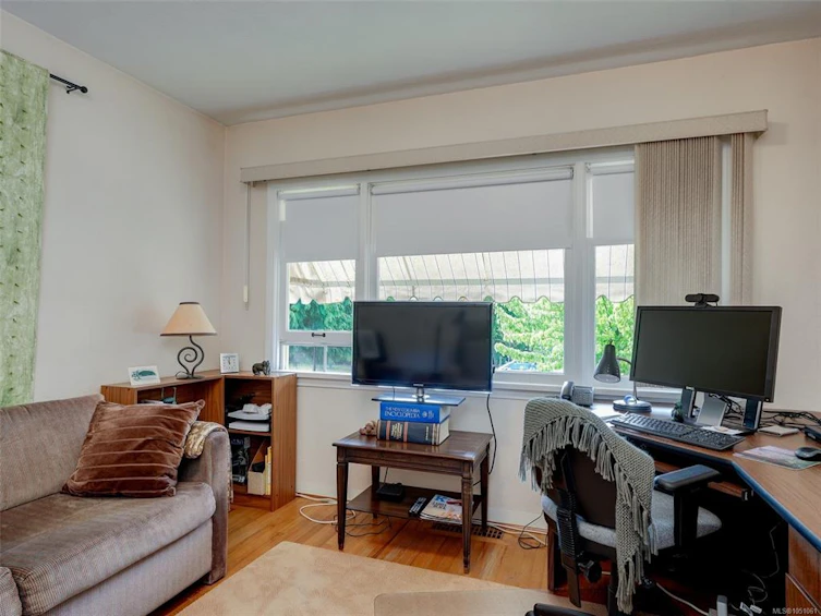 2568 Margate Avenue, Oak Bay, BC, V8S 3A4 - 12