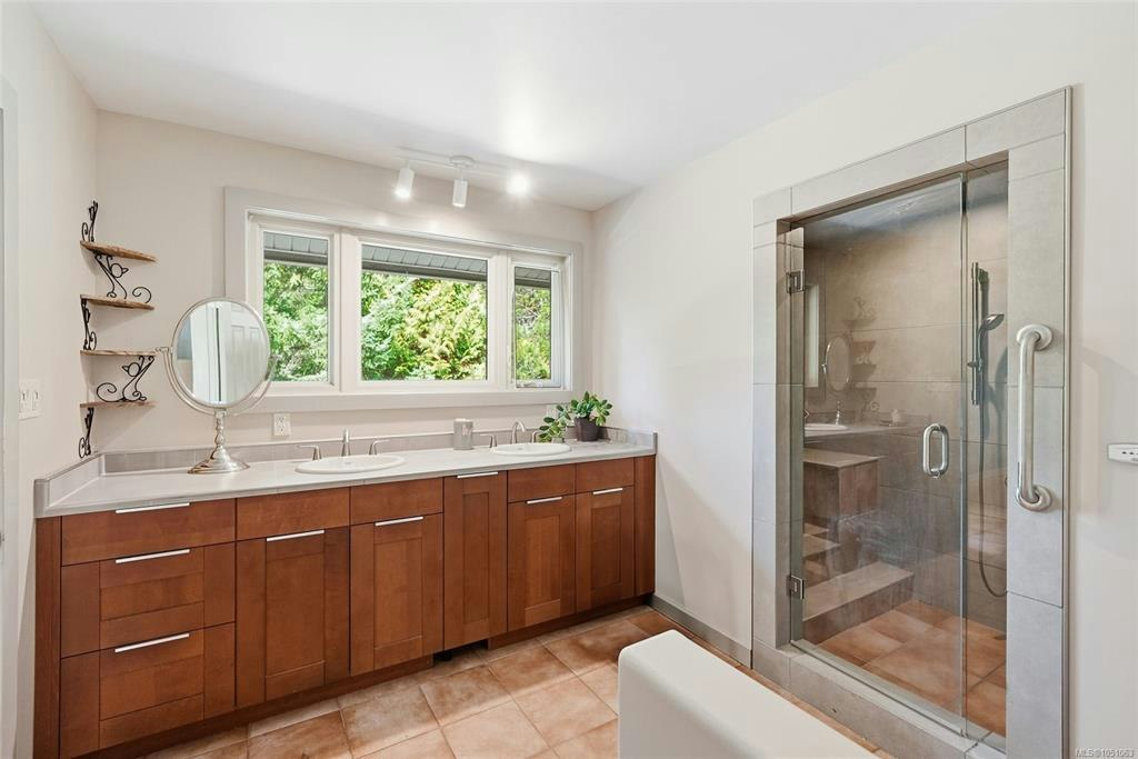 3060 Thorpe Road, Qualicum Beach, BC, V9K 1Z7 - 33
