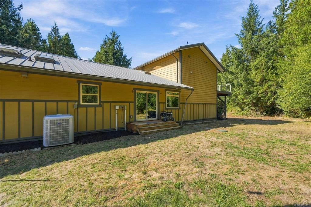 3060 Thorpe Road, Qualicum Beach, BC, V9K 1Z7 - 14