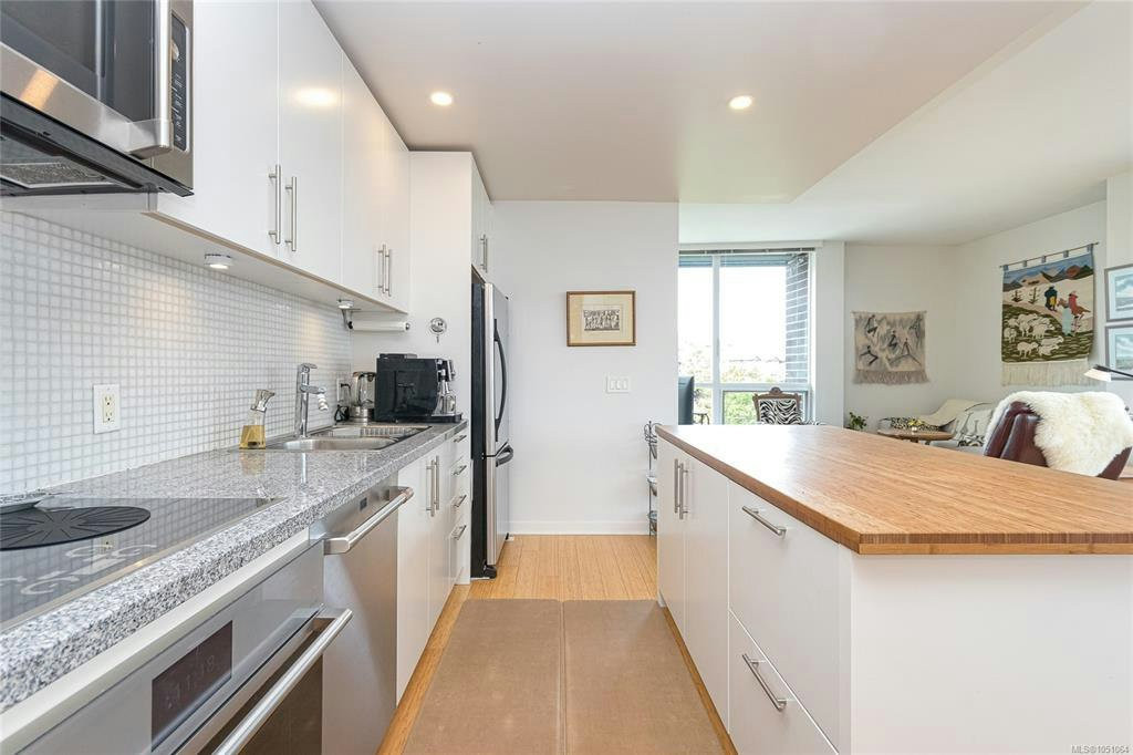 406-391 Tyee Road, Victoria, BC, V9A 0A9 - 14