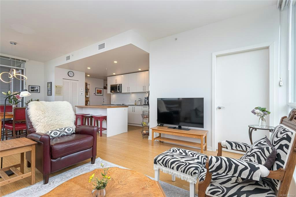 406-391 Tyee Road, Victoria, BC, V9A 0A9 - 9