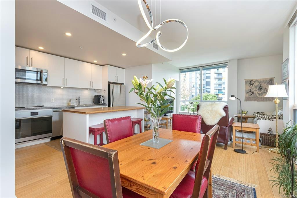 406-391 Tyee Road, Victoria, BC, V9A 0A9 - 12