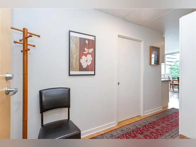 406-391 Tyee Road, Victoria, BC, V9A 0A9 - 5