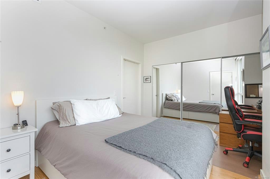406-391 Tyee Road, Victoria, BC, V9A 0A9 - 17