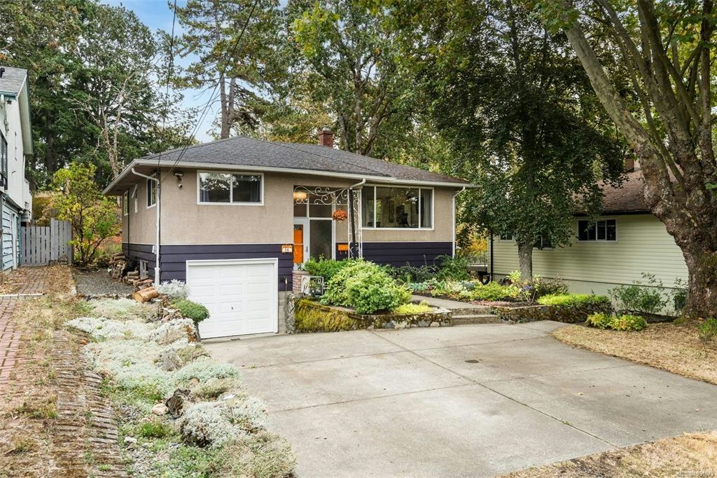 14 Eaton Avenue, View Royal, BC, V8Z 5E1