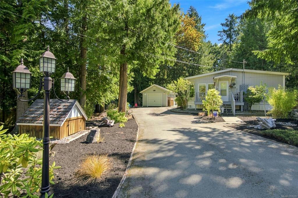 1115 Symons Crescent, Qualicum Beach, BC, V9K 1M8