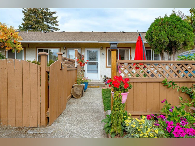 5-974 Dunford Avenue, Langford, BC, V9B 2S3 - 2
