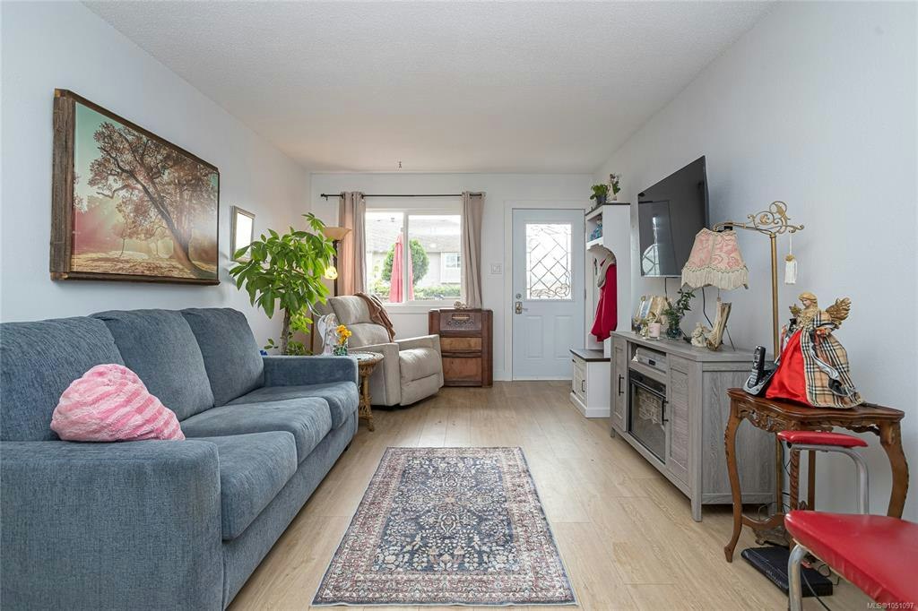 5-974 Dunford Avenue - 4