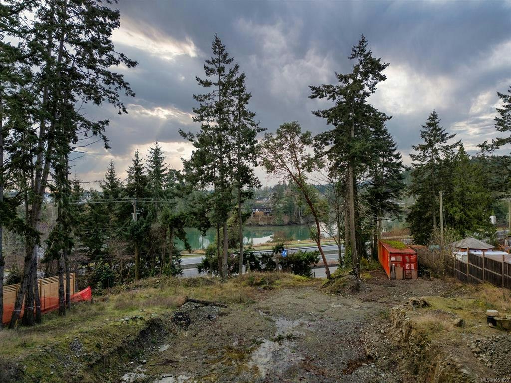 1850 Swartz Bay Road, North Saanich, BC, V8L 5R2 - 8