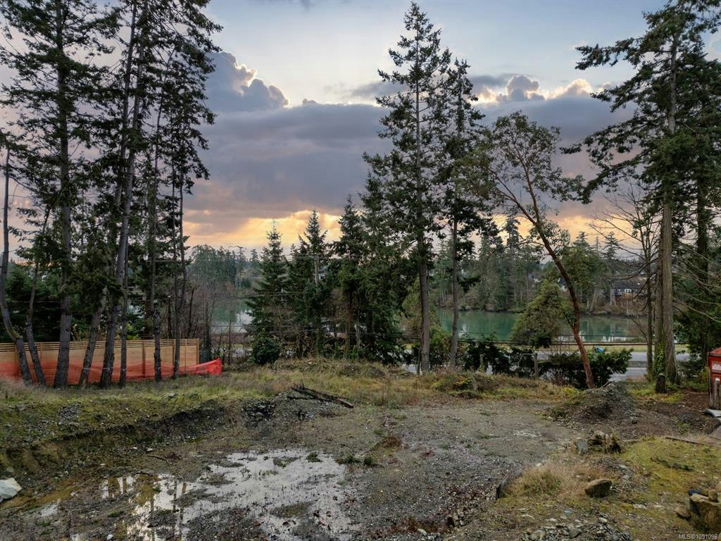1850 Swartz Bay Road, North Saanich, BC, V8L 5R2 - 7