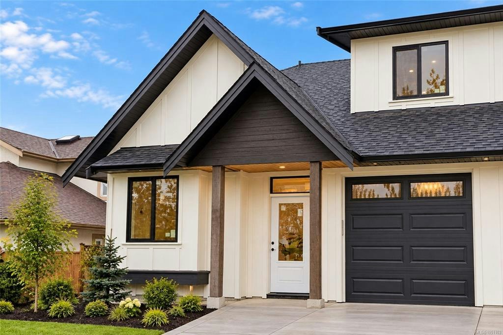 A-9650 Third Street, Sidney, BC, V8L 3A2