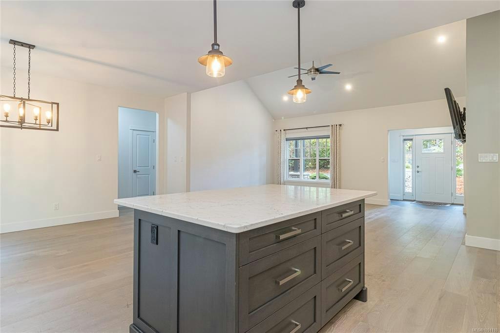 3800 Creekside Drive, Bowser/Deep Bay, BC, V0R 1G0 - 24