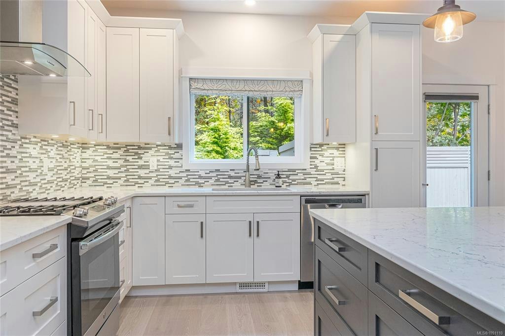 3800 Creekside Drive, Bowser/Deep Bay, BC, V0R 1G0 - 22