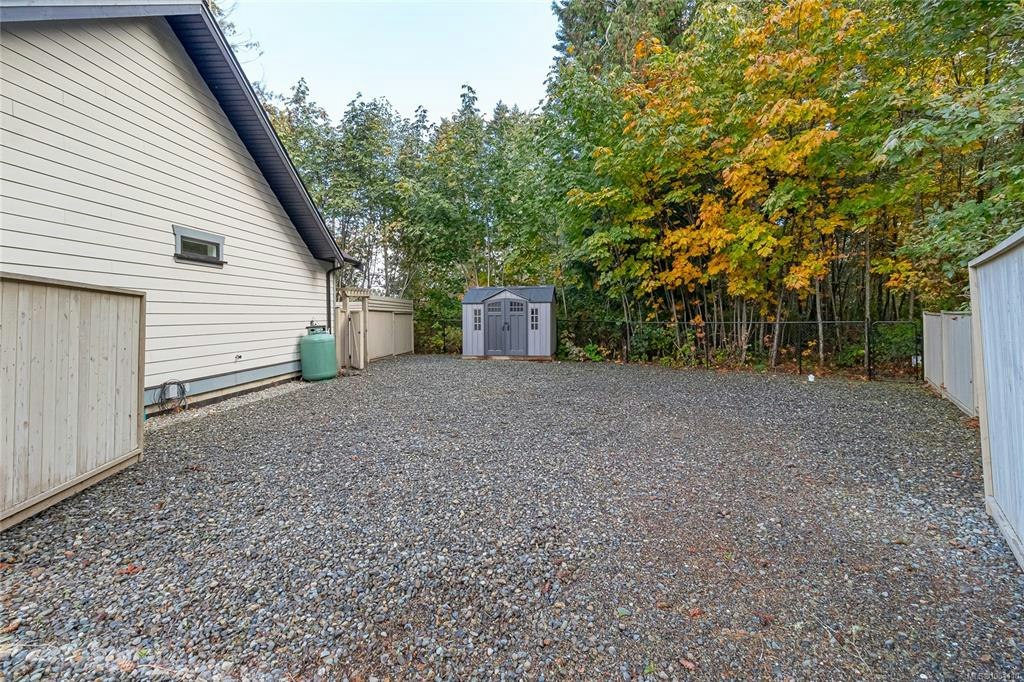 3800 Creekside Drive, Bowser/Deep Bay, BC, V0R 1G0 - 13