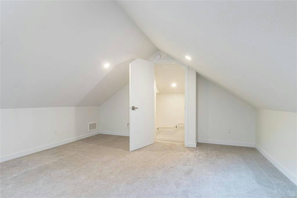 3800 Creekside Drive, Bowser/Deep Bay, BC, V0R 1G0 - 18