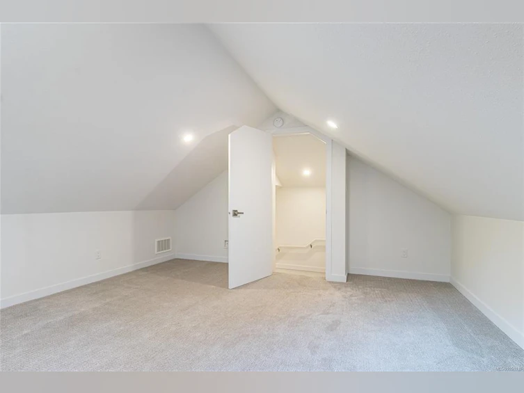 3800 Creekside Drive, Bowser/Deep Bay, BC, V0R 1G0 - 18
