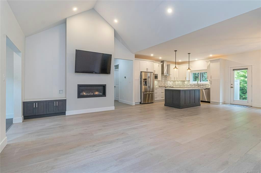 3800 Creekside Drive, Bowser/Deep Bay, BC, V0R 1G0 - 21