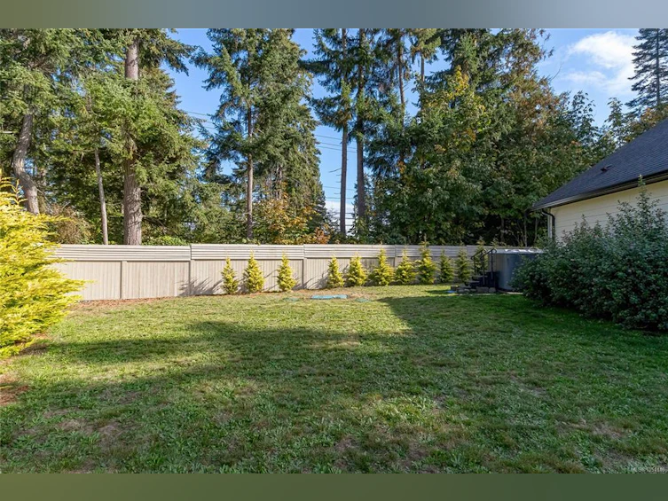 3800 Creekside Drive, Bowser/Deep Bay, BC, V0R 1G0 - 57