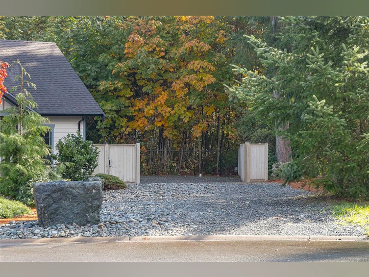 3800 Creekside Drive, Bowser/Deep Bay, BC, V0R 1G0 - 59