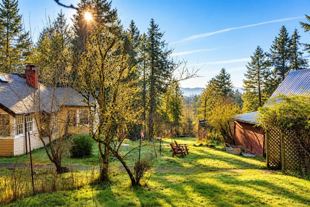 1183 Hillgrove Road, North Saanich, BC, V8L 5R8 - 30