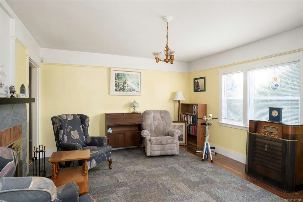 1183 Hillgrove Road, North Saanich, BC, V8L 5R8 - 14