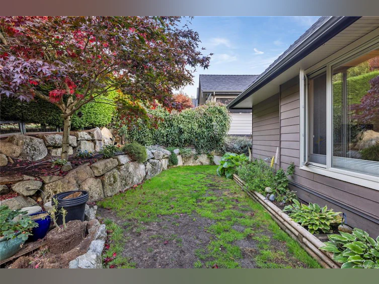3370 Bradner Circle, Fairwinds, BC, V9P 9M5 - 43