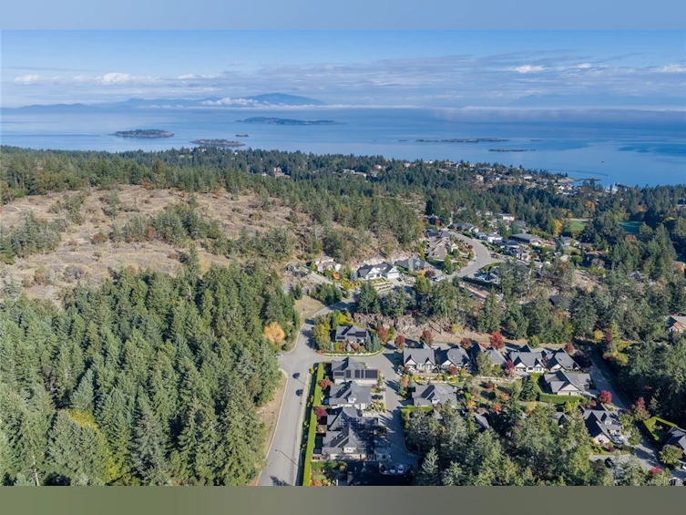 3370 Bradner Circle, Fairwinds, BC, V9P 9M5 - 58