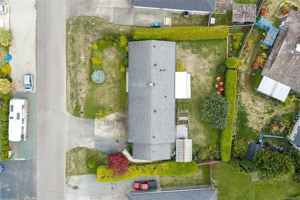 1350 Greenwood Way, French Creek, BC, V9P 1X1 - 11