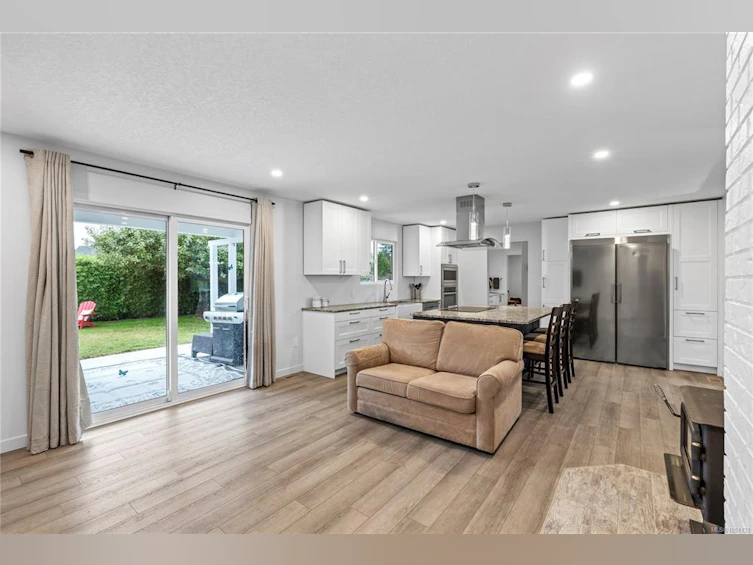 1350 Greenwood Way, French Creek, BC, V9P 1X1 - 23