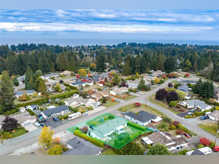 1350 Greenwood Way, French Creek, BC, V9P 1X1 - 10