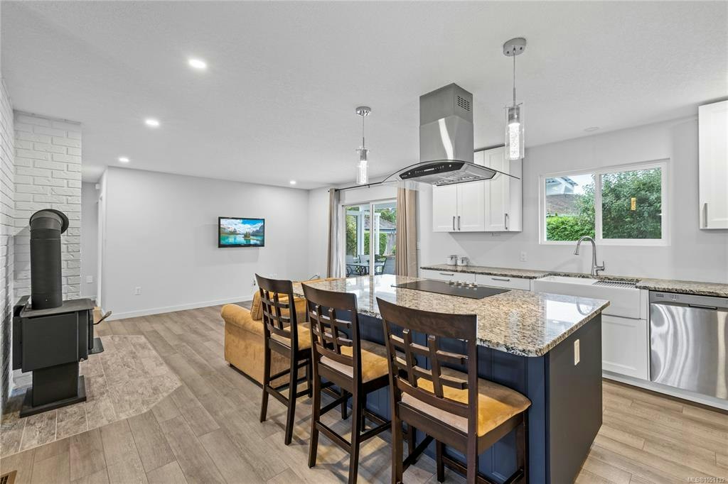 1350 Greenwood Way - 5