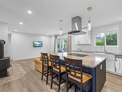 1350 Greenwood Way - 5
