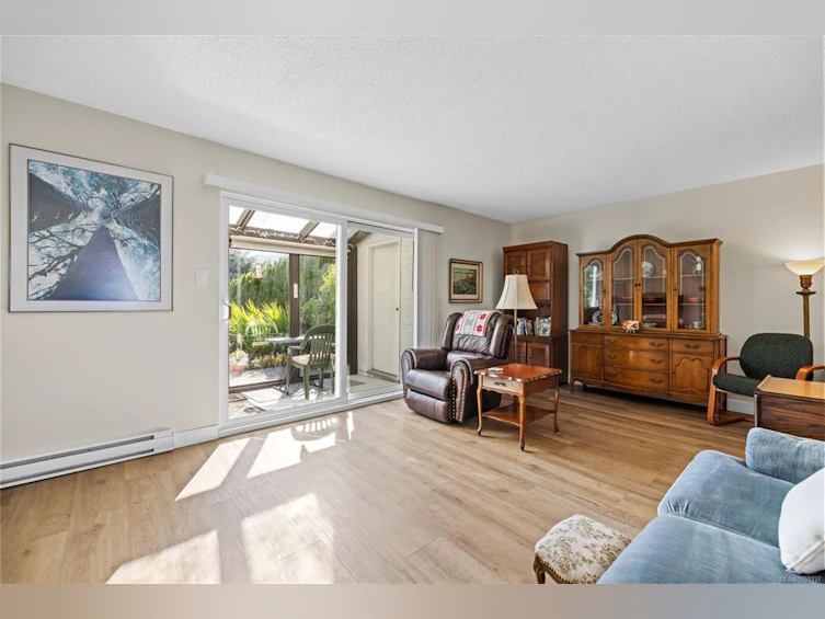 2503 Rosstown Road, Nanaimo, BC, V9T 3R9 - 14