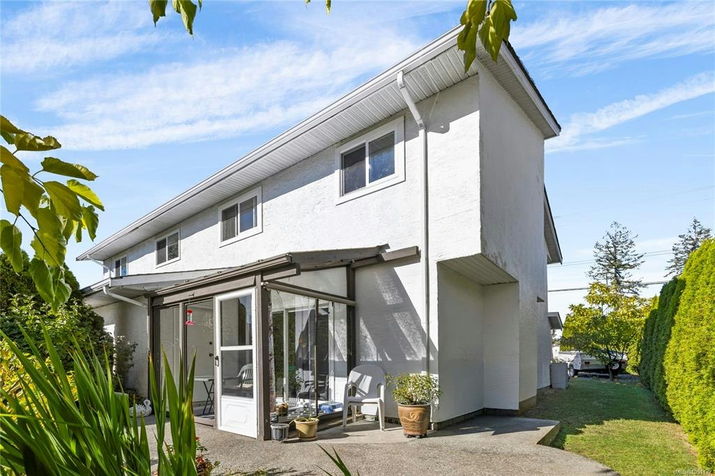 2503 Rosstown Road, Nanaimo, BC, V9T 3R9 - 9