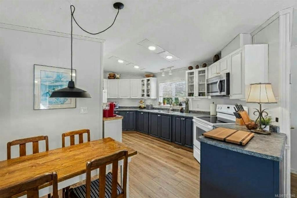 219-2465 Apollo Drive - 3