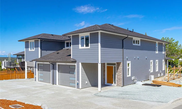 780 Russell Road