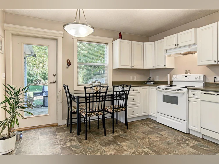 1509 Mason Trail, French Creek, BC, V9P 1X9 - 19