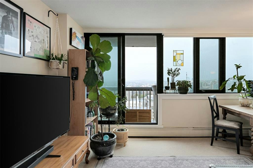 2004-647 Michigan Street, Victoria, BC, V8V 2S9 - 11